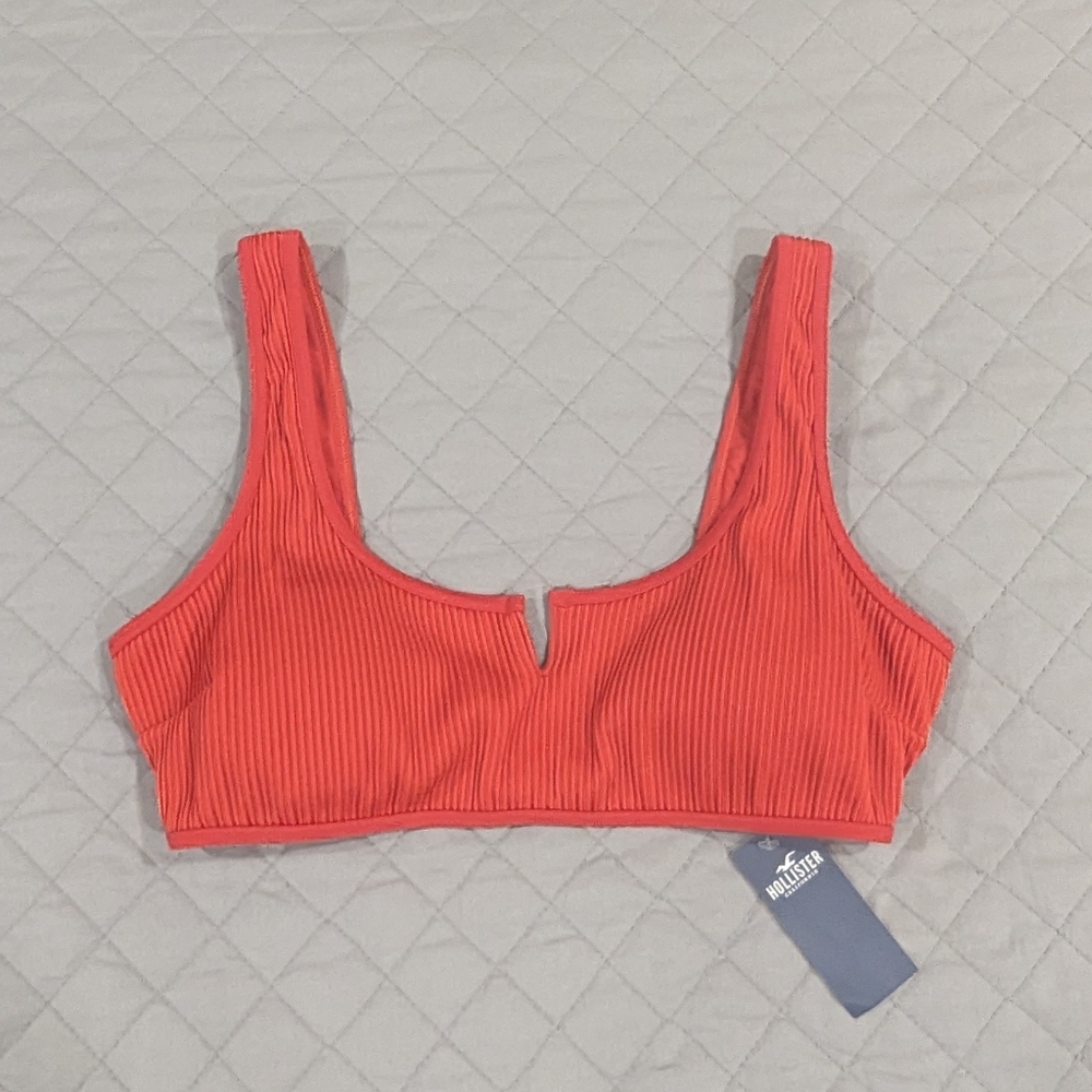 NWT Hollister Red Ribbed Bikini Top Size Medium